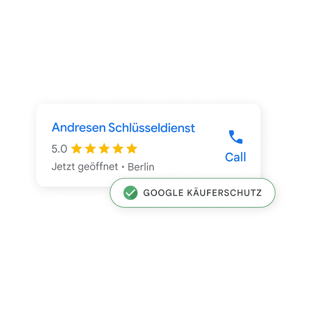 Styling-Fachkraft, die jemandem Stylingprodukte aufs Haar aufträgt